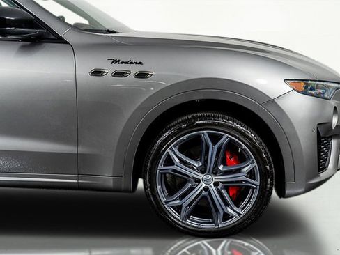 Used 2022 Maserati Levante Modena image 28