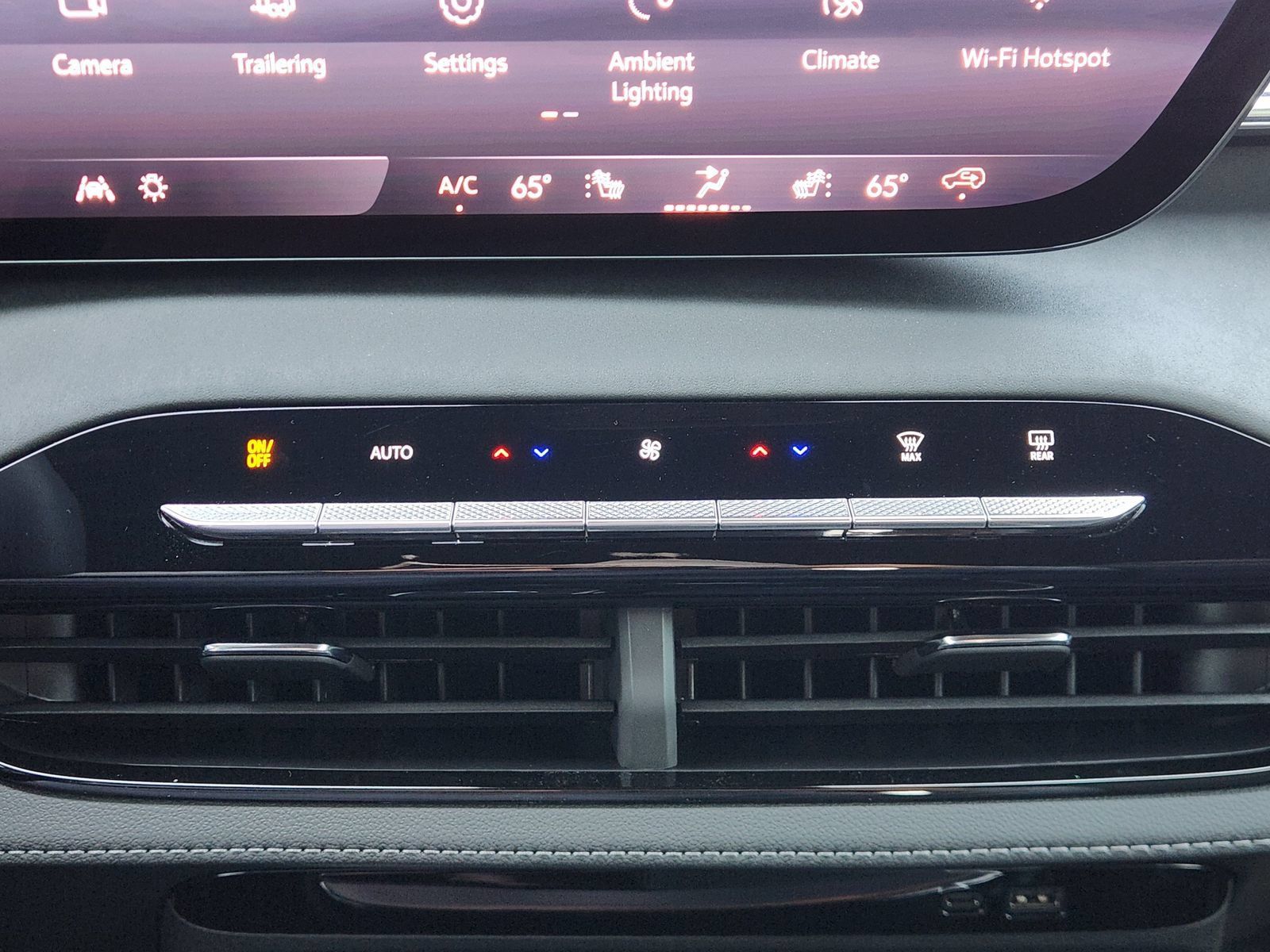 New 2027 Buick Enclave Sport Touring w/ Power Package FWD image 21