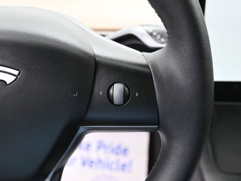 Used 2023 Tesla Model 3 Standard Range RWD image 17
