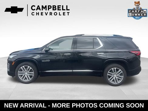 Used 2023 Chevrolet Traverse High Country FWD image 2