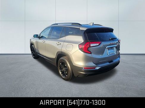 Certified 2023 GMC Terrain AT4 image 3