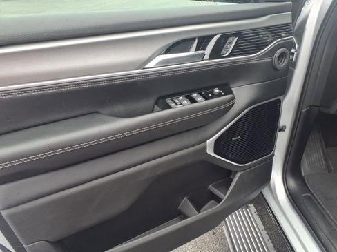 New 2026 Jeep Grand Wagoneer Limited AWD/4WD image 7