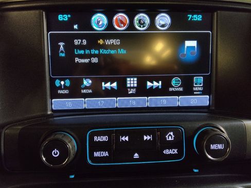 Used 2018 Chevrolet Silverado 1500 LT w/ All Star Edition image 25