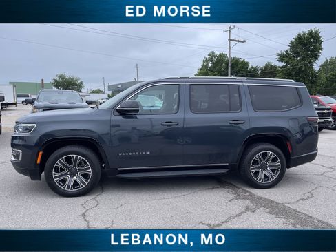 Used 2024 Jeep Wagoneer Series II w/ Flexible Seating Group AWD/4WD image 10