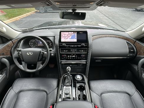 Certified 2024 INFINITI QX80 Premium Select w/ Cargo Package image 29