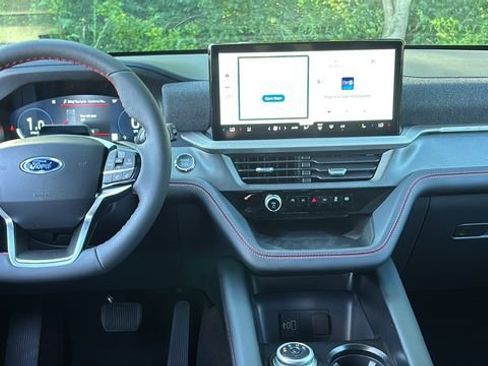 New 2026 Ford Explorer ST-Line AWD/4WD image 7