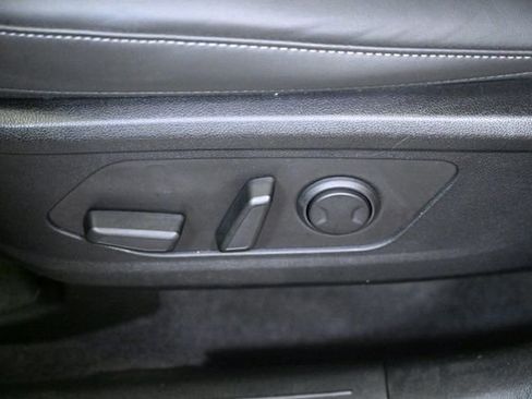 Used 2025 Kia Sorento S image 45