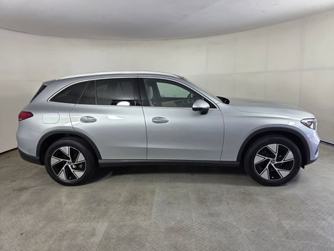 Certified 2024 Mercedes-Benz GLC 300 image 3