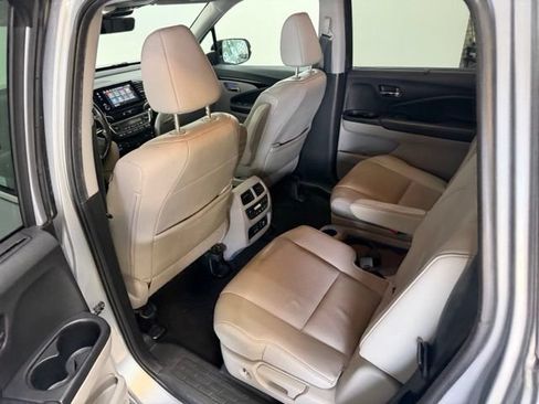 Used 2019 Honda Pilot Elite image 34