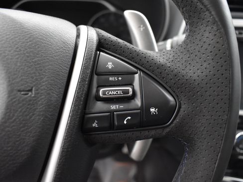 Used 2016 Nissan Maxima SR FWD image 6