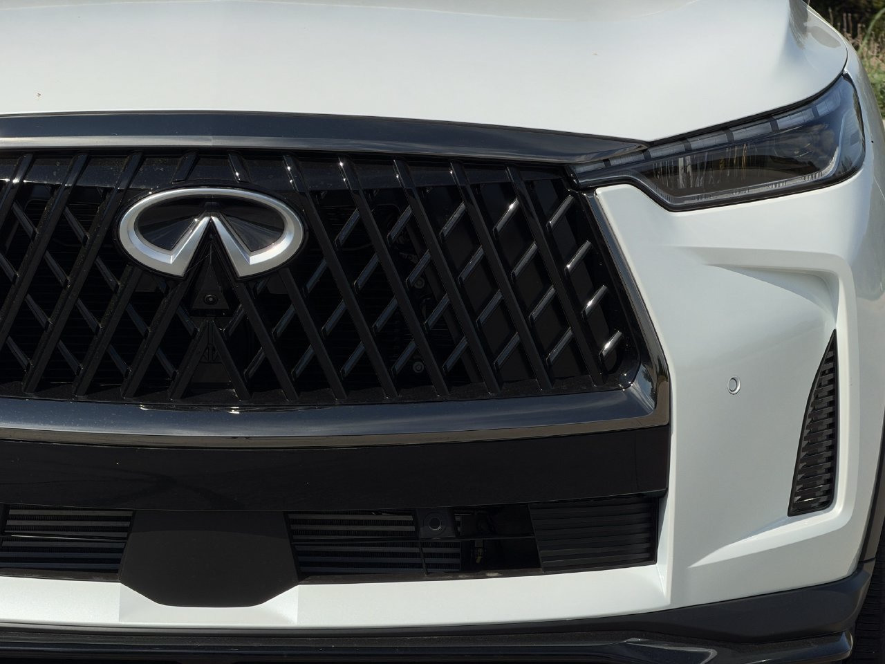 New 2027 INFINITI QX60 Sport w/ Dark Cargo Package AWD/4WD image 5