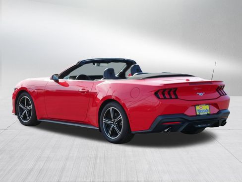 Used 2024 Ford Mustang Premium image 5