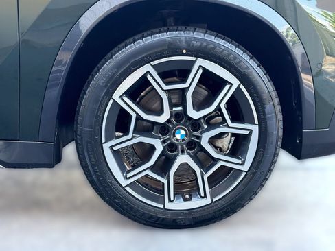 Used 2025 BMW X1 xDrive28i AWD/4WD image 13
