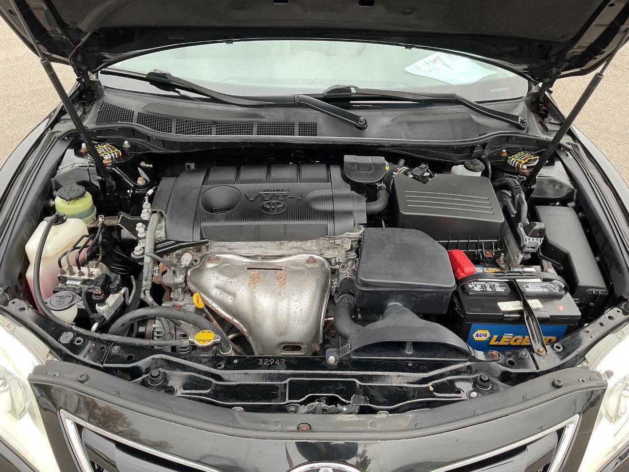 Used 2011 Toyota Camry LE FWD image 43