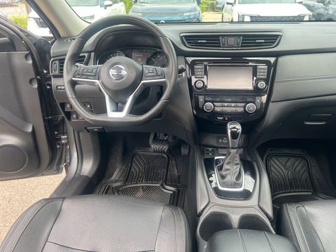Used 2020 Nissan Rogue SL w/ Premium Package AWD/4WD image 18