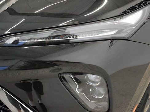 Used 2025 Buick Envision Sport Touring image 17