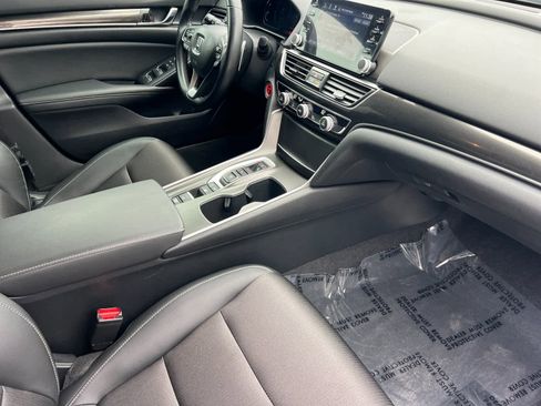 Used 2022 Honda Accord Sport image 15