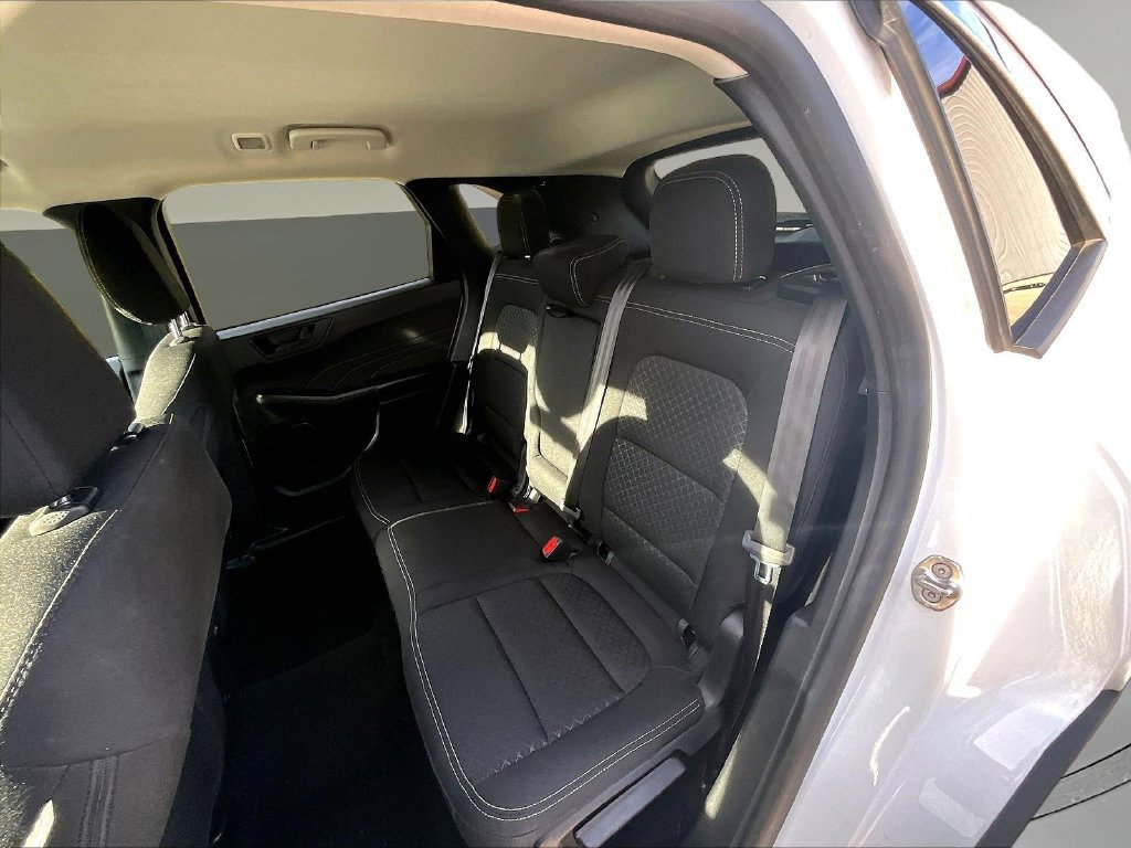 Used 2024 Ford Escape Active w/ Cold Weather Package FWD image 25