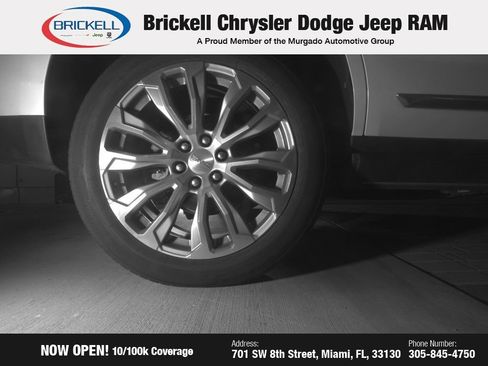 Used 2021 GMC Yukon Denali w/ Denali Premium Package image 10