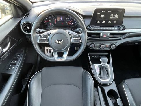 Used 2021 Kia Forte GT-Line w/ GT-Line Premium Package image 11