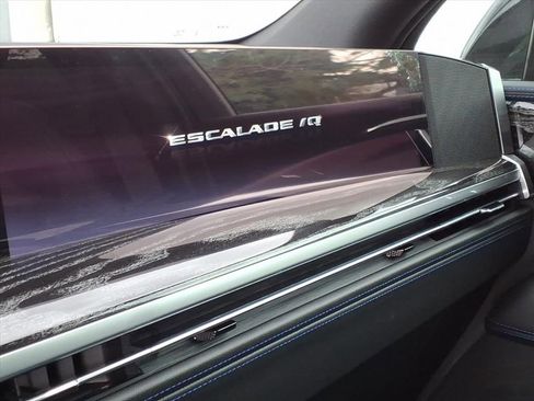 New 2026 Cadillac Escalade IQ Luxury 1 AWD/4WD image 13