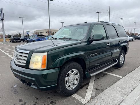 Used 2003 Cadillac Escalade AWD image 3