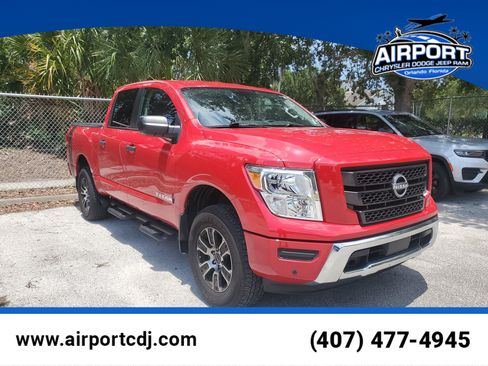 Used 2024 Nissan Titan SV w/ SV Convenience Package RWD image 1