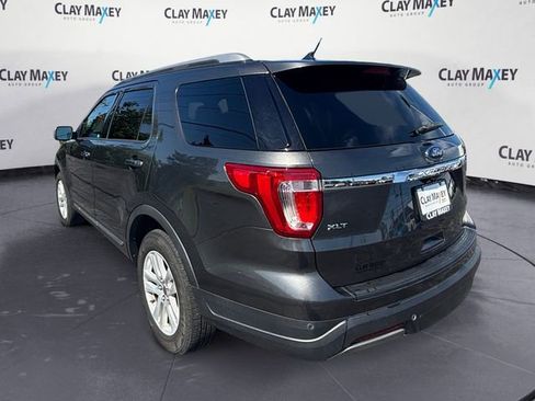 Used 2019 Ford Explorer XLT w/ Equipment Group 202A AWD/4WD image 3