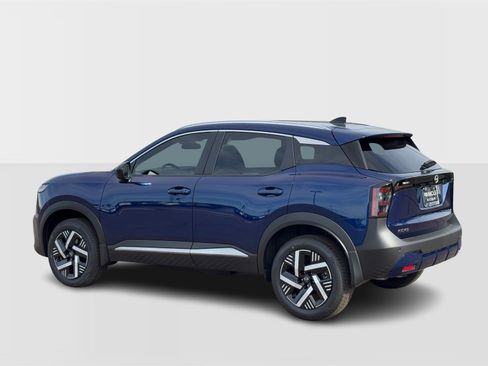 New 2026 Nissan Kicks SV image 3