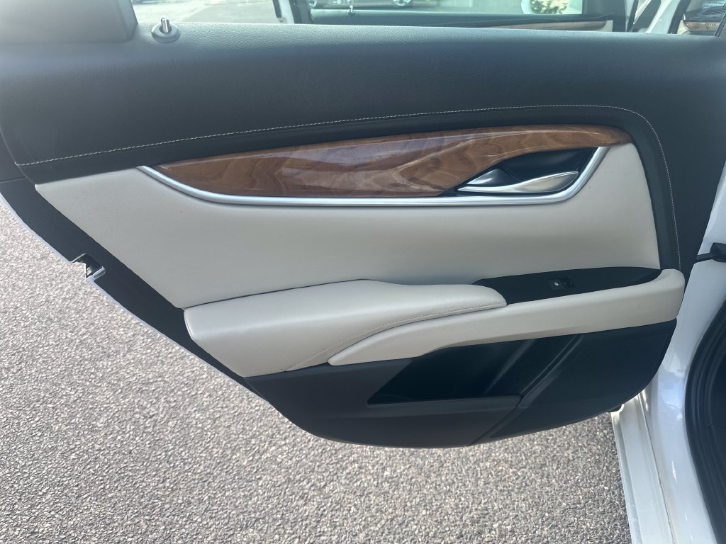 Used 2018 Cadillac XTS Luxury FWD image 14