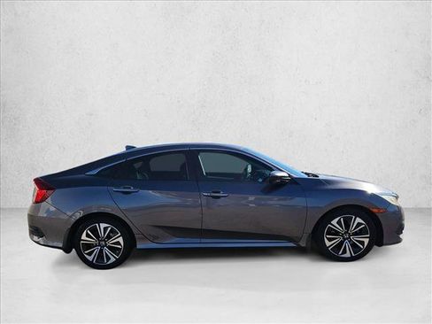 Used 2016 Honda Civic EX-T image 4