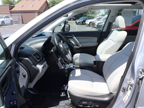 Used 2018 Subaru Forester 2.5i Premium w/ Protection Package #1 AWD/4WD image 18