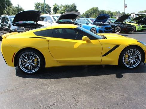 Used 2015 Chevrolet Corvette Stingray Coupe w/ 2LT Preferred Equipment Group RWD image 15