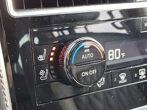 Used 2023 Nissan Armada Platinum w/ Captain's Chairs Package image 25