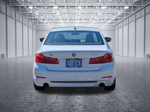Used 2020 BMW 530i xDrive AWD/4WD image 4