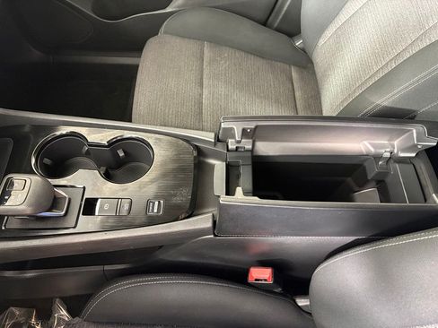 Used 2023 Nissan Rogue SV FWD image 29
