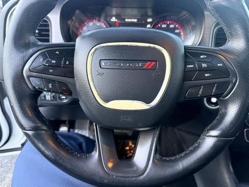 Used 2017 Dodge Charger SXT w/ Blacktop Package image 31