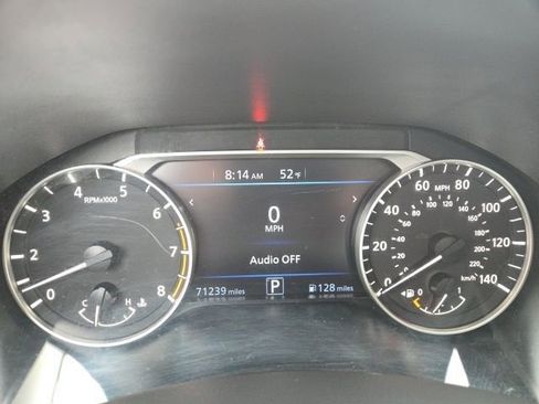 Used 2021 Nissan Altima 2.5 SV w/ SV Premium Package image 23