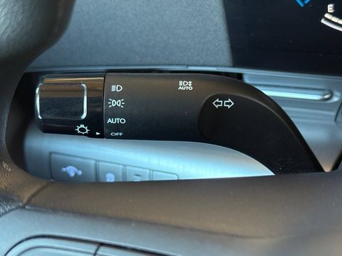 Used 2026 Hyundai Kona SE AWD/4WD image 32