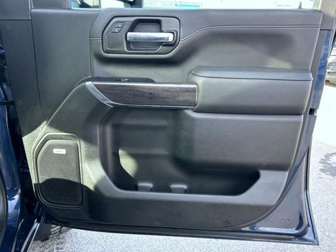 Used 2023 Chevrolet Silverado 2500 LTZ w/ LTZ Premium Package image 16