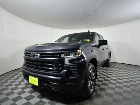 Used 2022 Chevrolet Silverado 1500 RST w/ Z71 Off-Road Package image 6