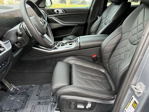 Certified 2025 BMW X5 xDrive40i w/ M Sport Package image 22