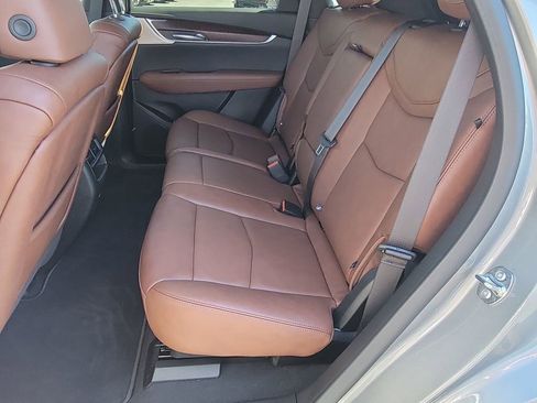 Used 2025 Cadillac XT5 Sportv image 25