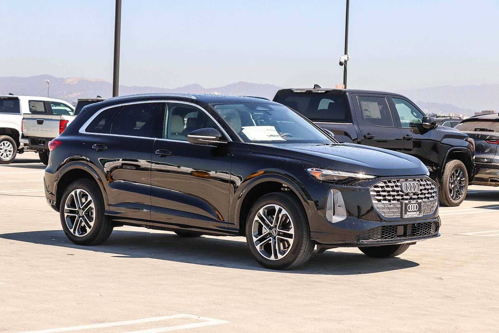 New 2026 Audi Q5 Premium AWD/4WD image 3