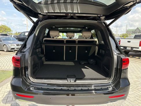 New 2026 Mercedes-Benz GLB 250 image 10