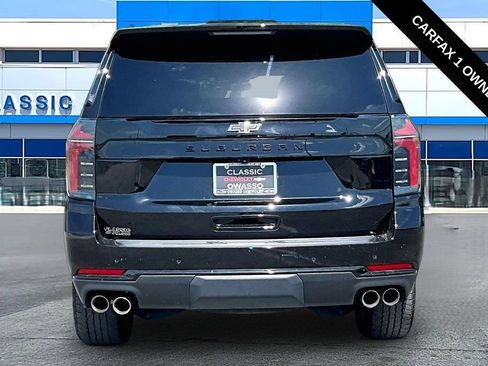 Used 2025 Chevrolet Suburban Z71 AWD/4WD image 4