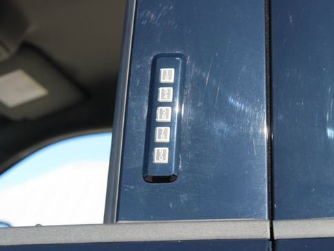 Used 2024 Ford F250 Lariat w/ Black Appearance Package image 20