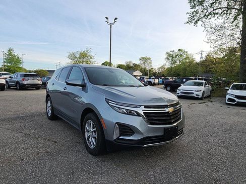 Used 2023 Chevrolet Equinox LT image 7