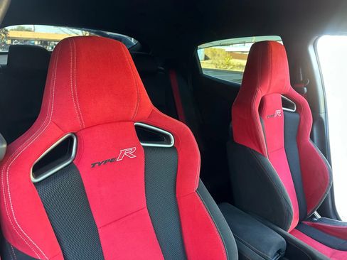 Used 2019 Honda Civic Type R image 27