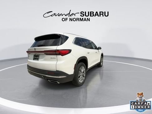 Used 2025 Buick Enclave Preferred w/ Super Cruise Package FWD image 8